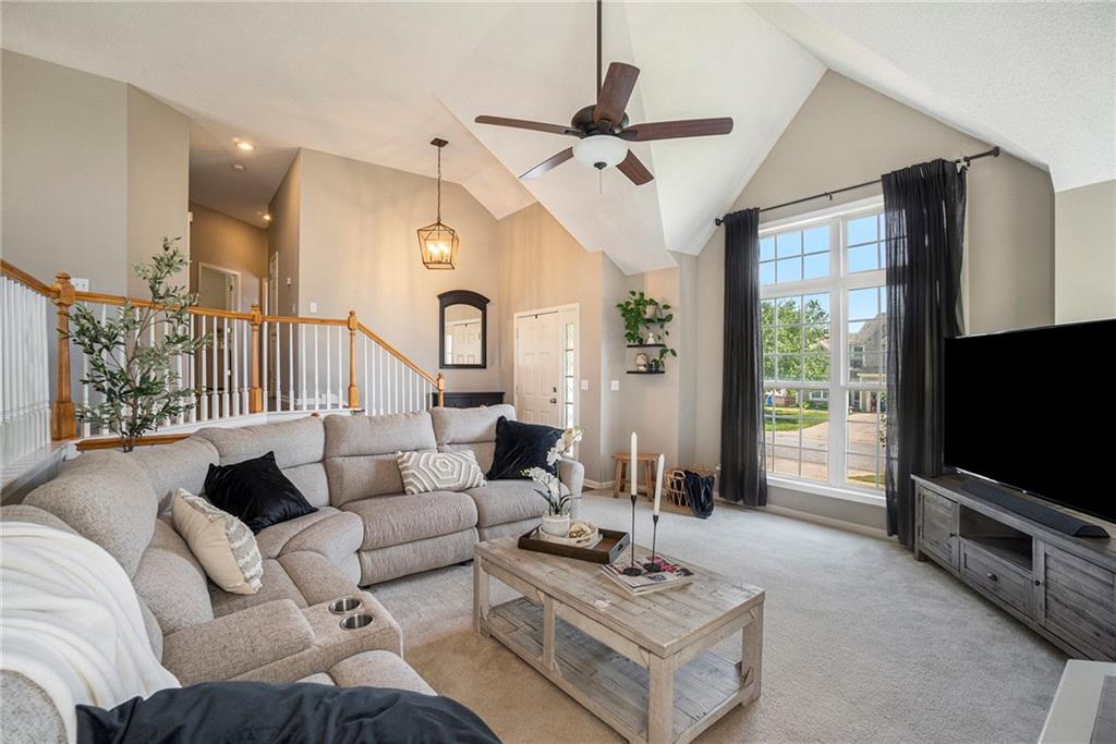 16234 W 157th Terrace