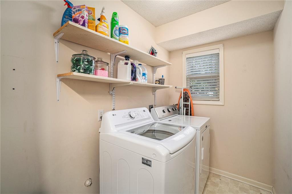 16234 W 157th Terrace