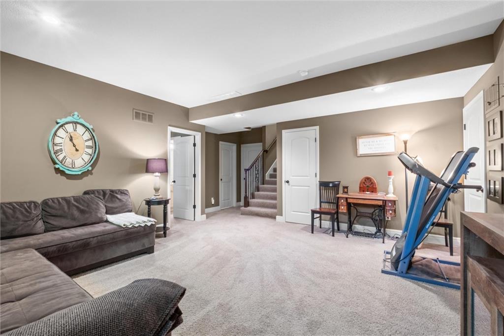 16894 S BRADLEY Drive