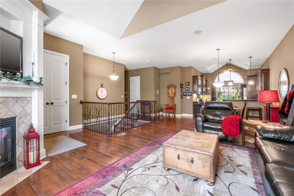 16894 S BRADLEY Drive