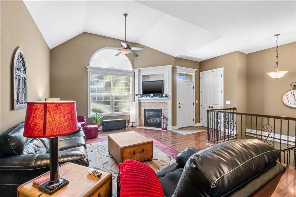 16894 S BRADLEY Drive