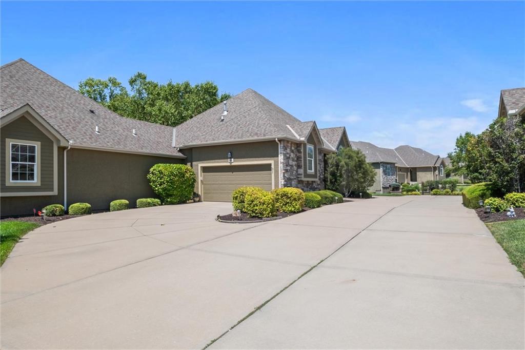 16894 S BRADLEY Drive