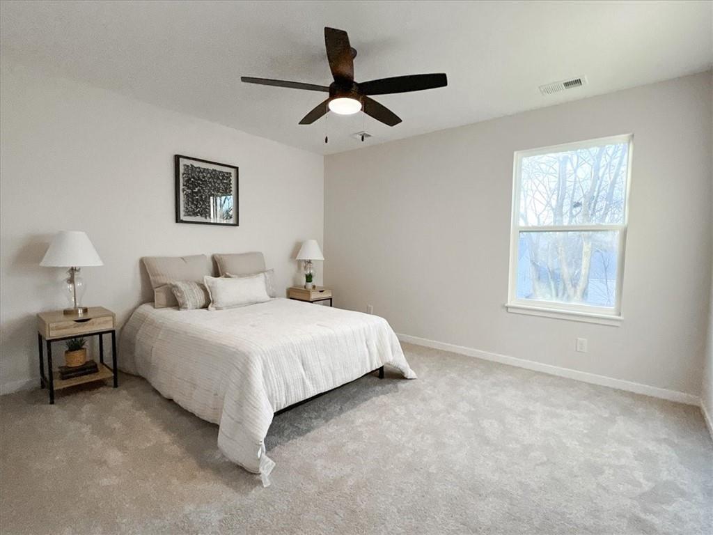 605 SW Shadow Glen Drive