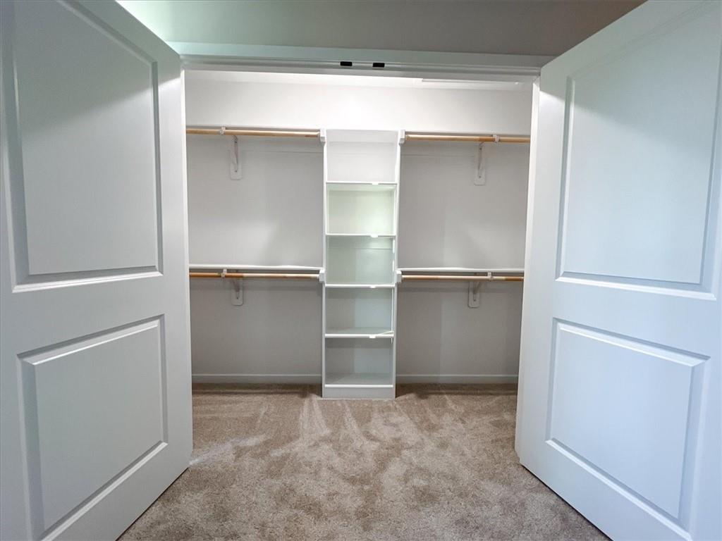 605 SW Shadow Glen Drive