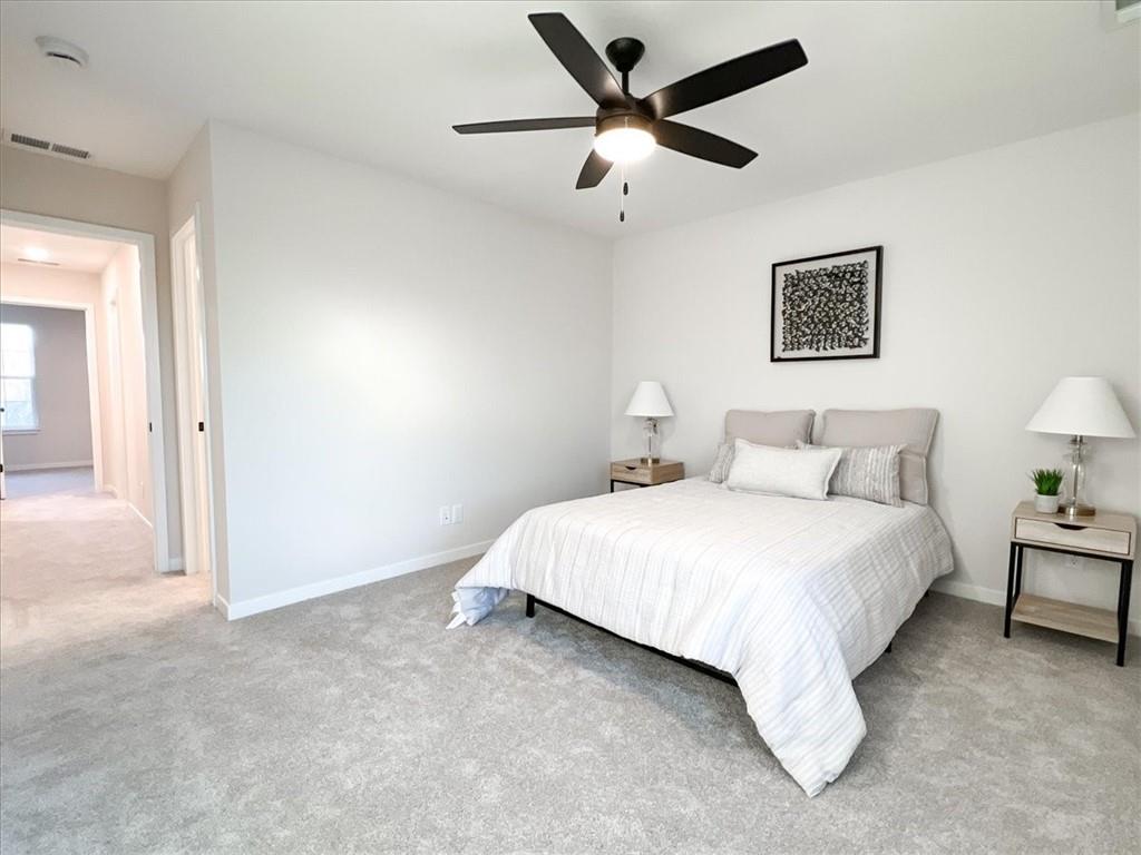 605 SW Shadow Glen Drive