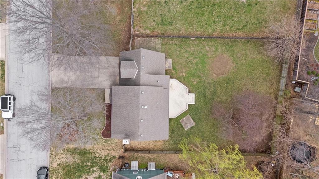 1015 E Oakview Street