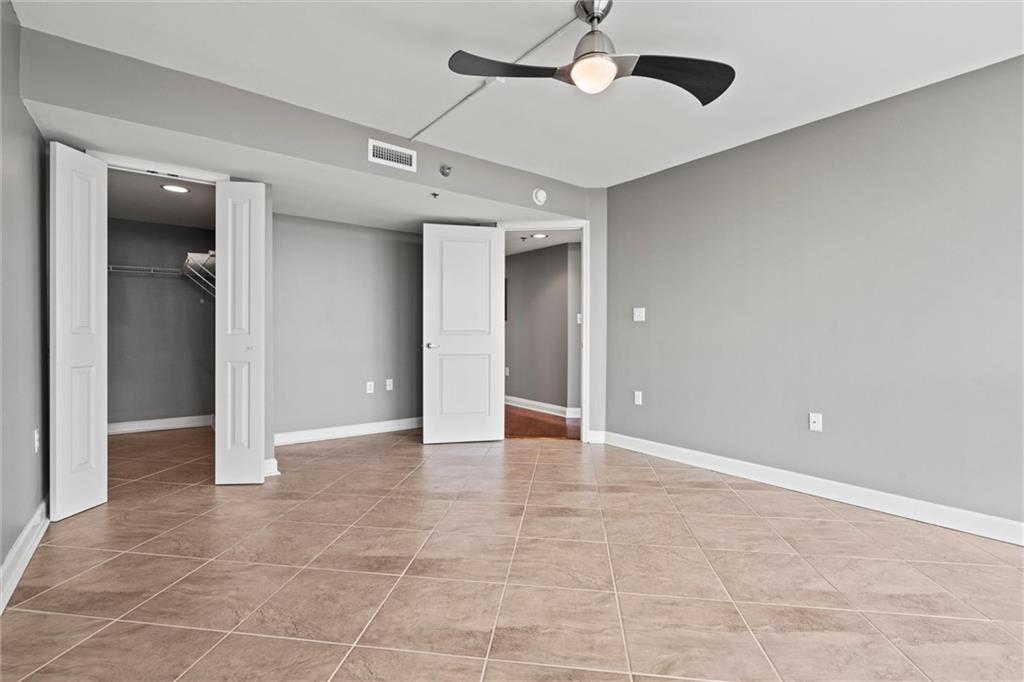 600 E Admiral Boulevard Unit: 1808