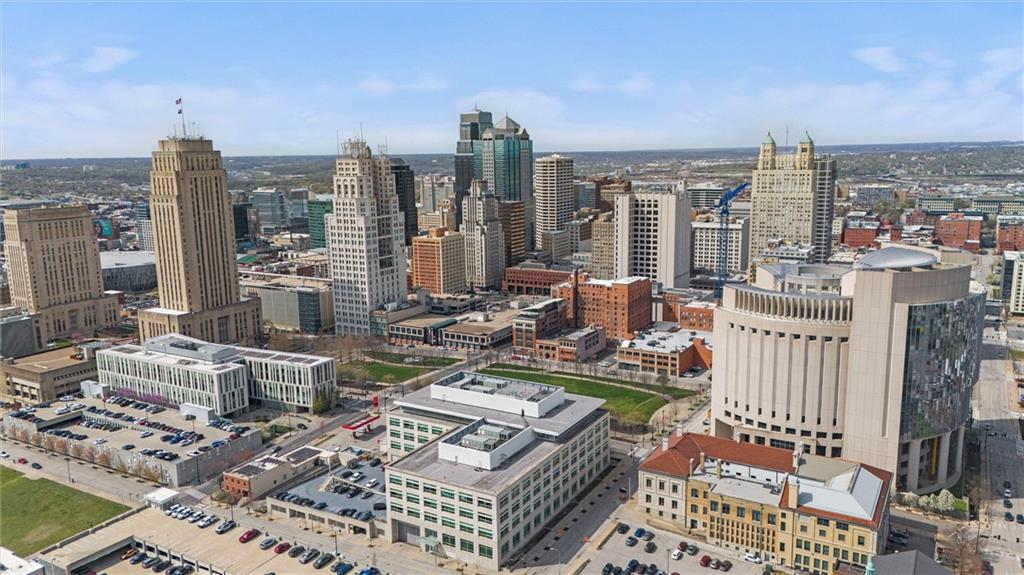 600 E Admiral Boulevard Unit: 1808