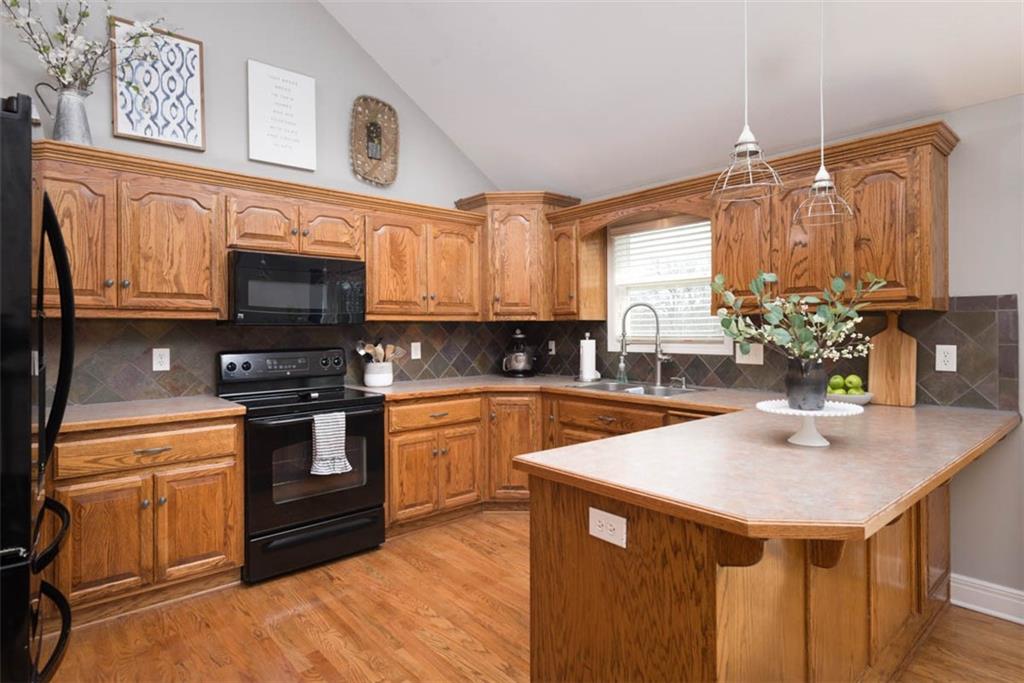 10751 N Laurel Avenue