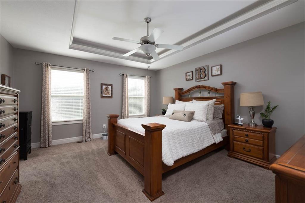 10751 N Laurel Avenue