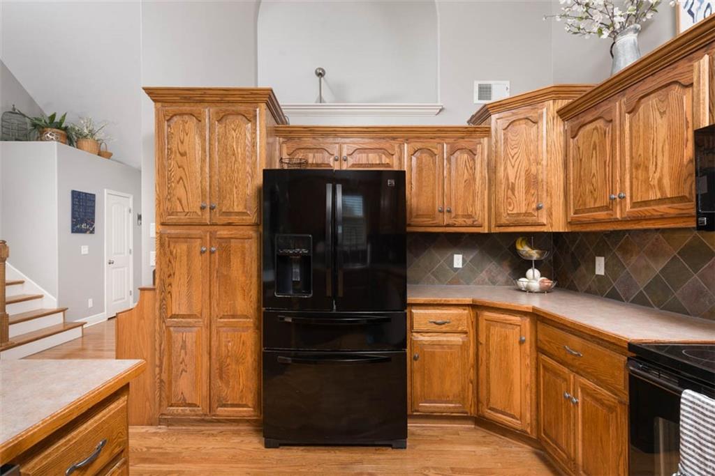 10751 N Laurel Avenue