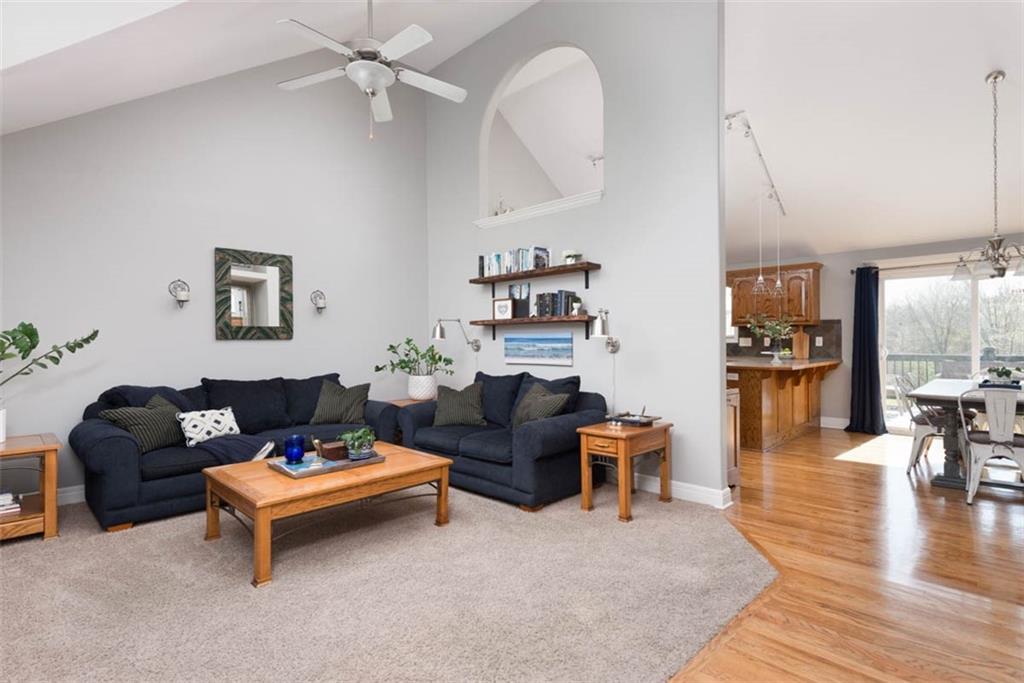 10751 N Laurel Avenue