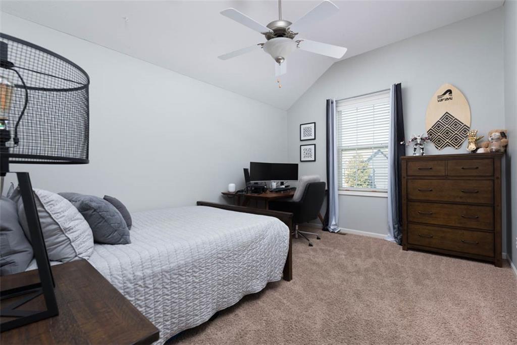 10751 N Laurel Avenue