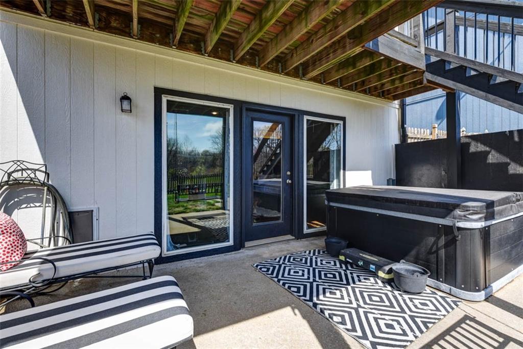 10751 N Laurel Avenue