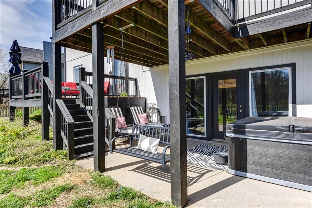 10751 N Laurel Avenue