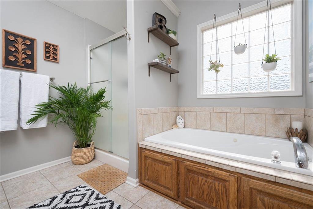 10751 N Laurel Avenue