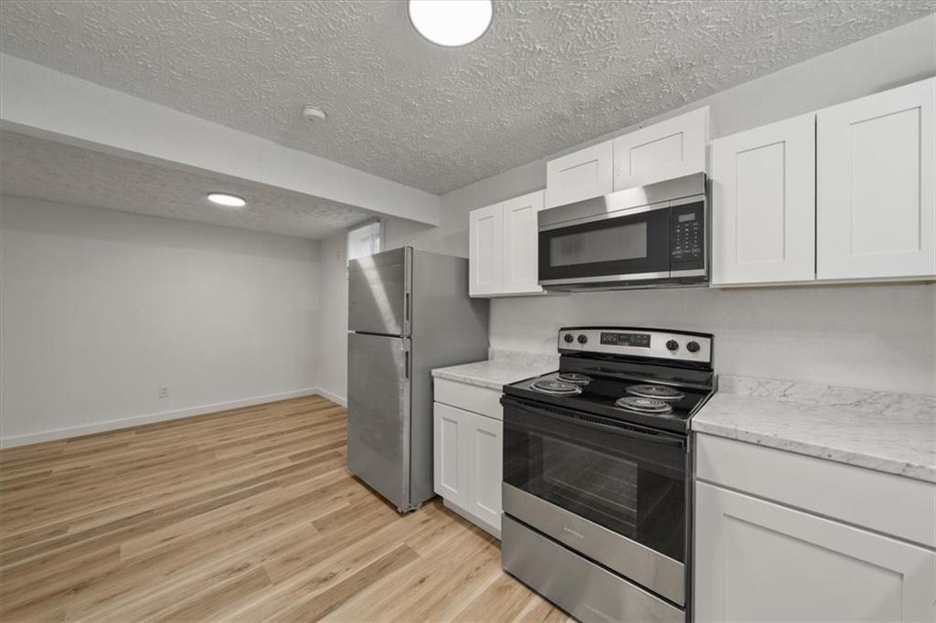 1003 Twin Oaks Terrace