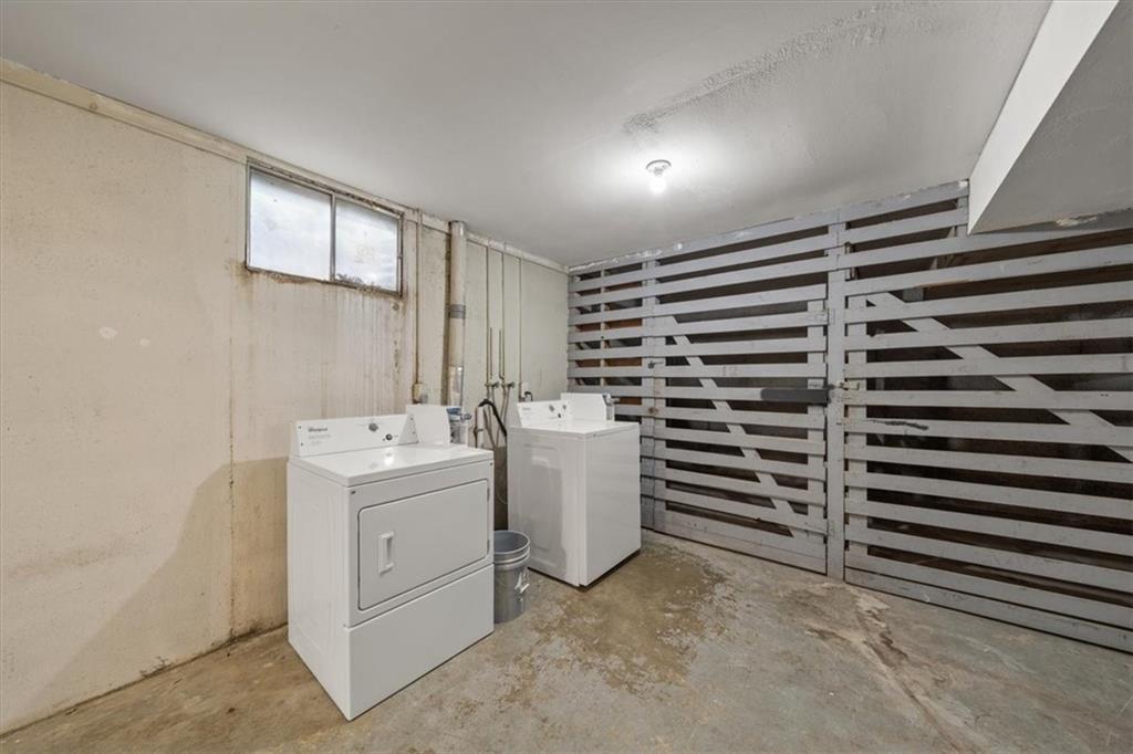 2200 Mission Road