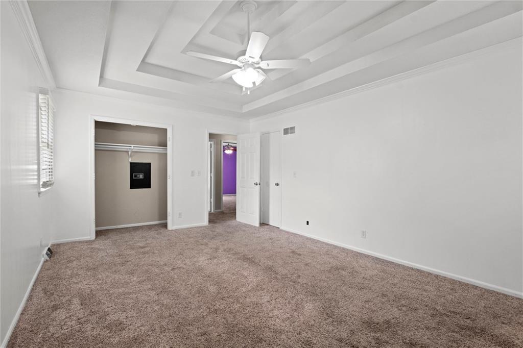 1836 E 153RD Circle