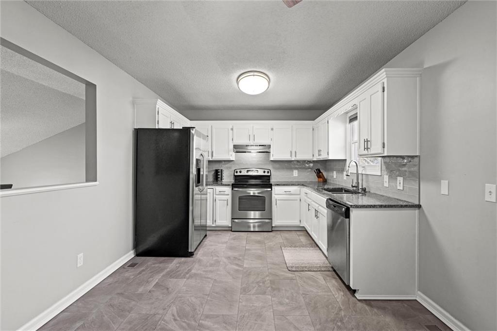 1184 S Delaware Street