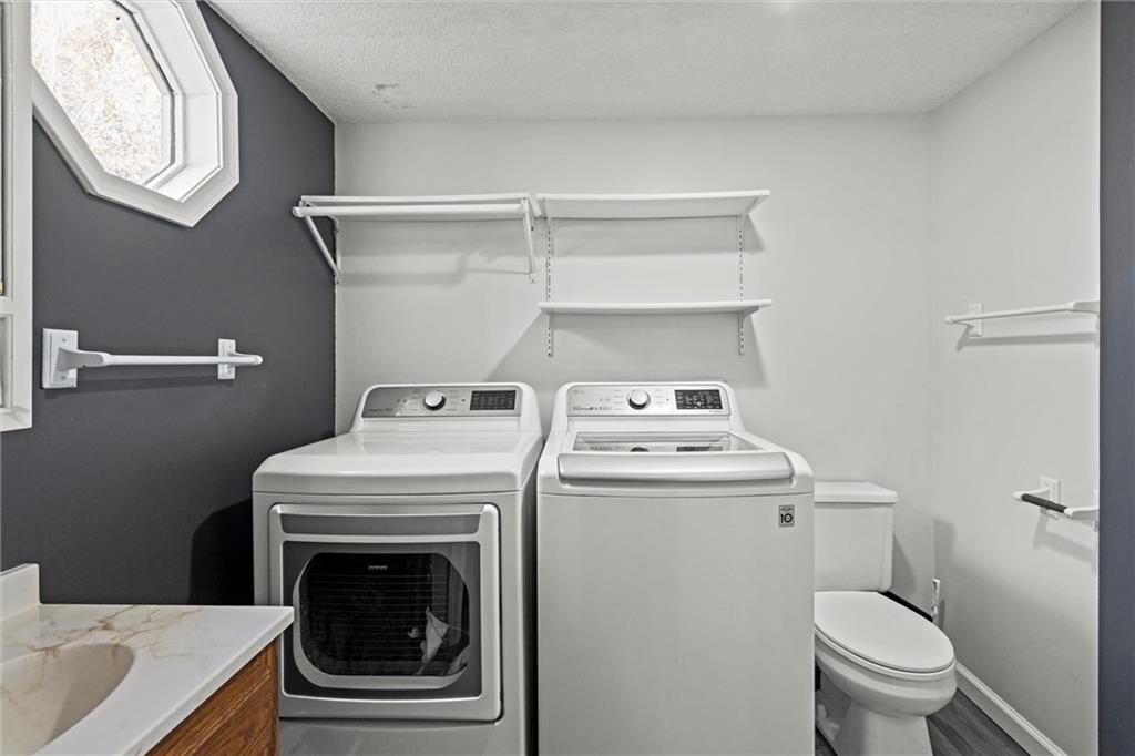 1184 S Delaware Street