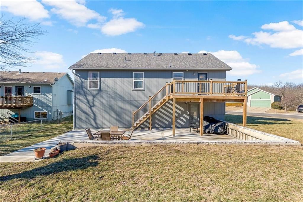 1216 N Parkway Drive