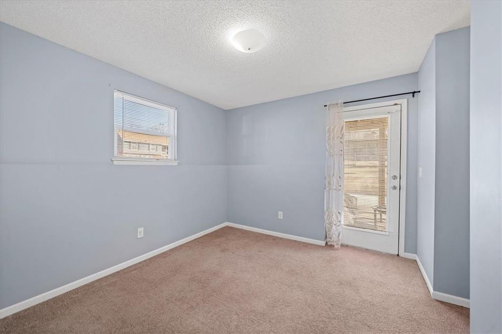 1216 N Parkway Drive