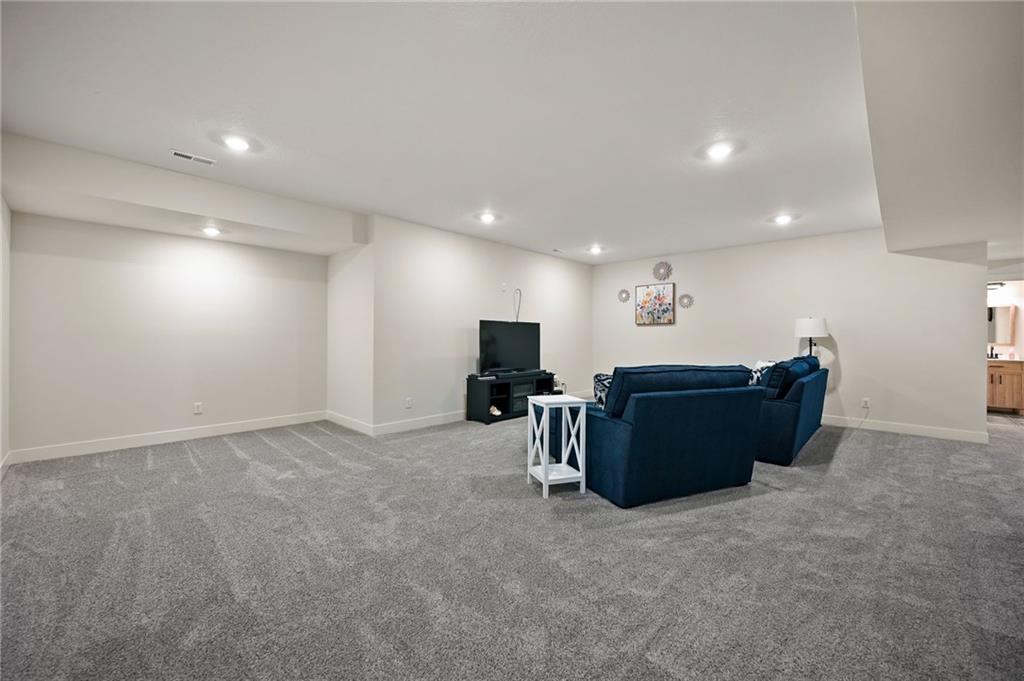 1845 Falcon Court