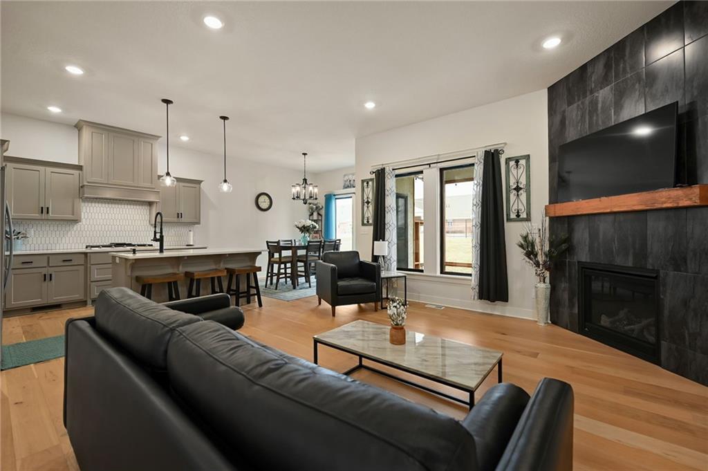 1845 Falcon Court
