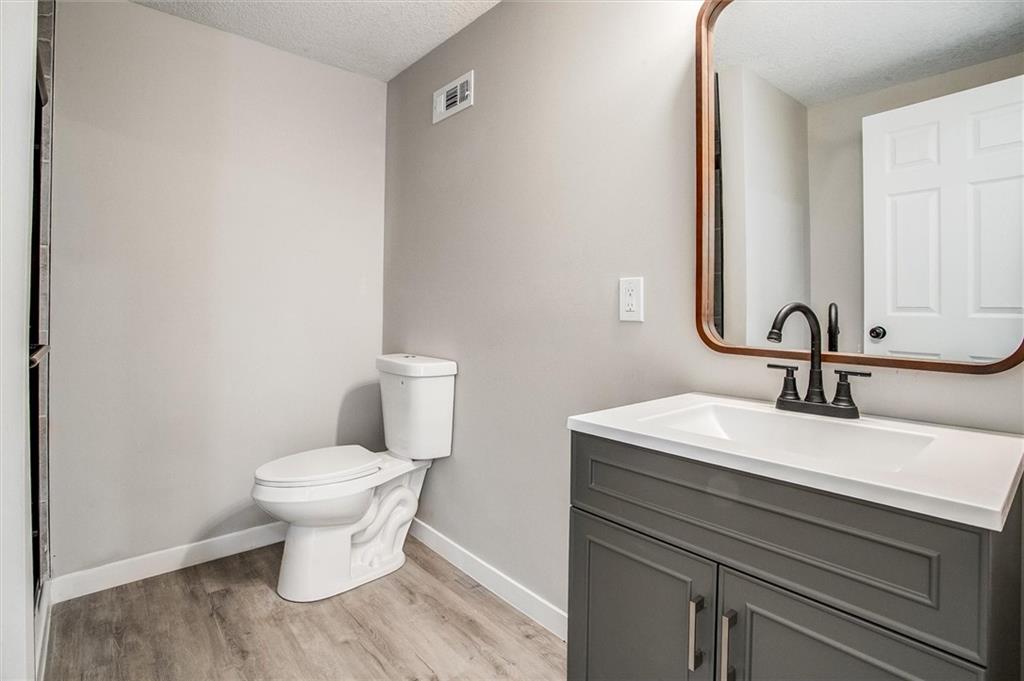 1120 NE 97th Place