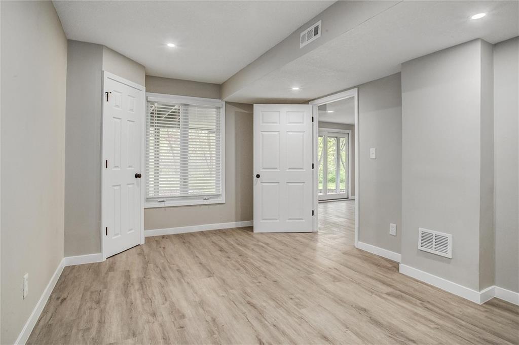 1120 NE 97th Place