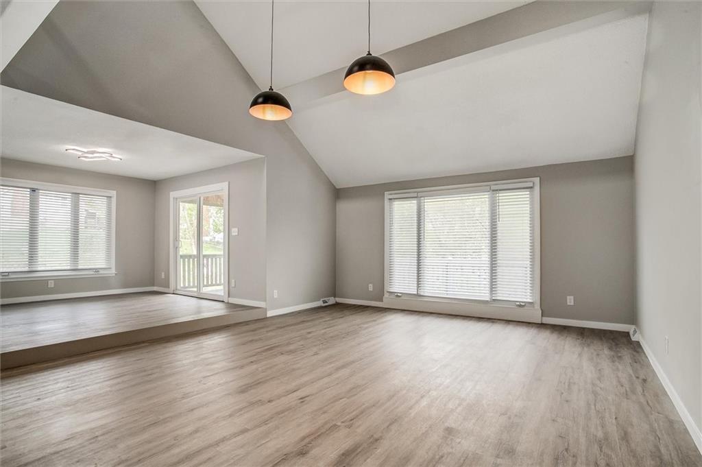 1120 NE 97th Place