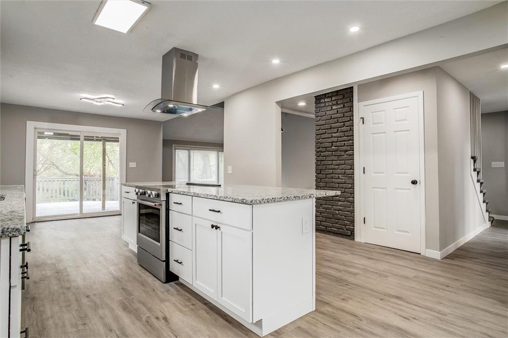 1120 NE 97th Place