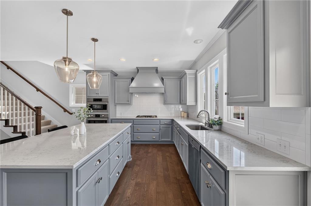 729 Corbin Terrace
