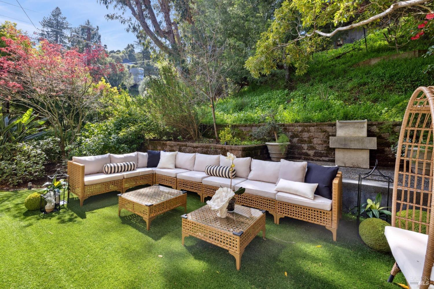 328 N Ferndale Avenue