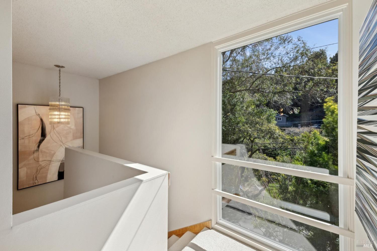 328 N Ferndale Avenue