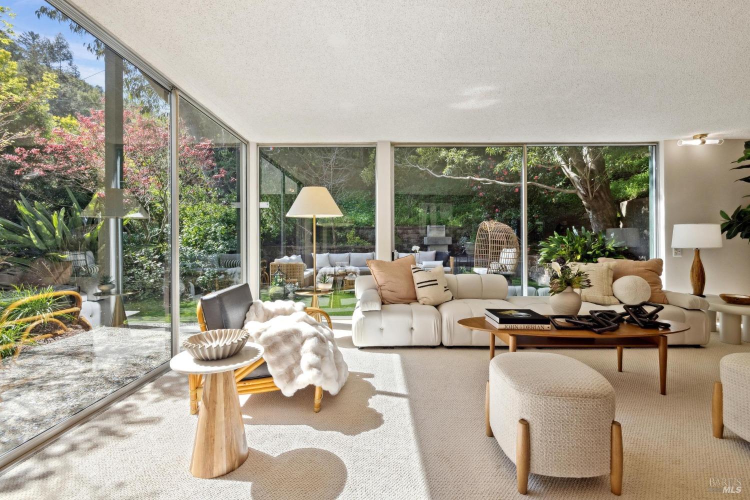 328 N Ferndale Avenue