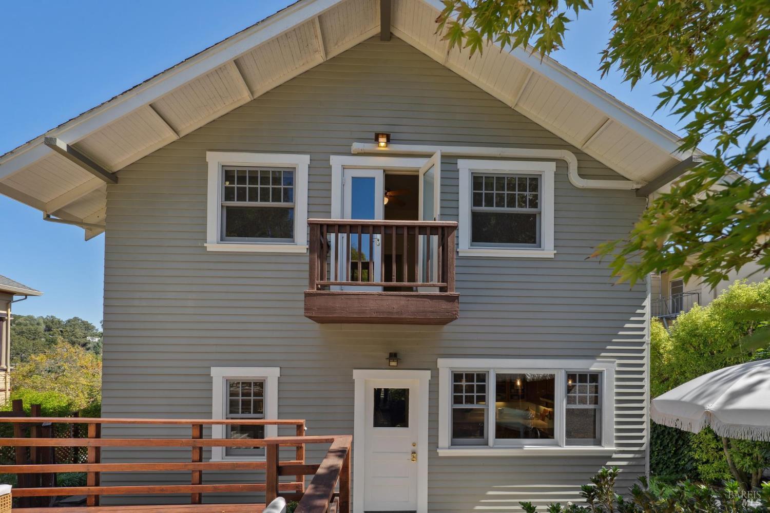 207 D Street