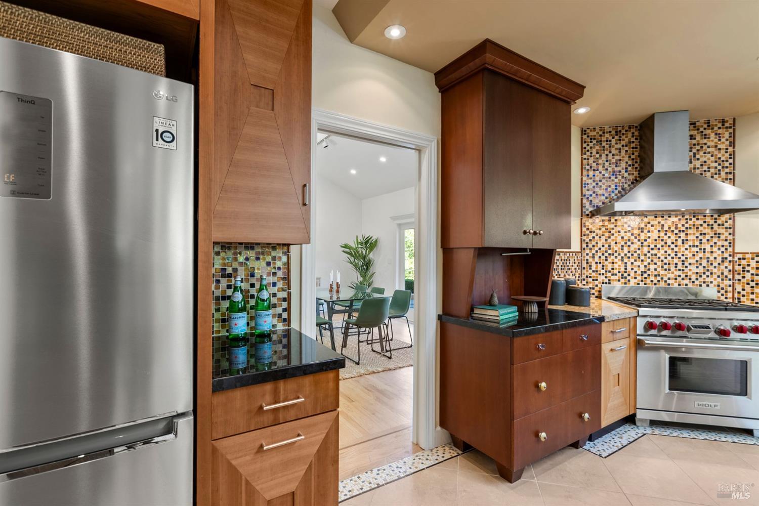 1 Golden Lily Place