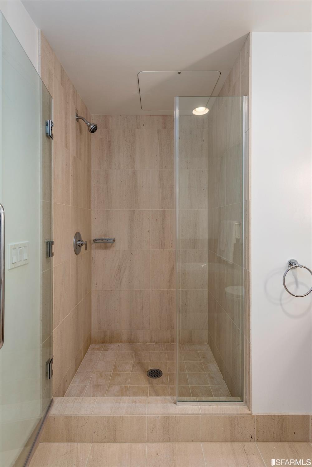 301 Mission Street Unit: 20D