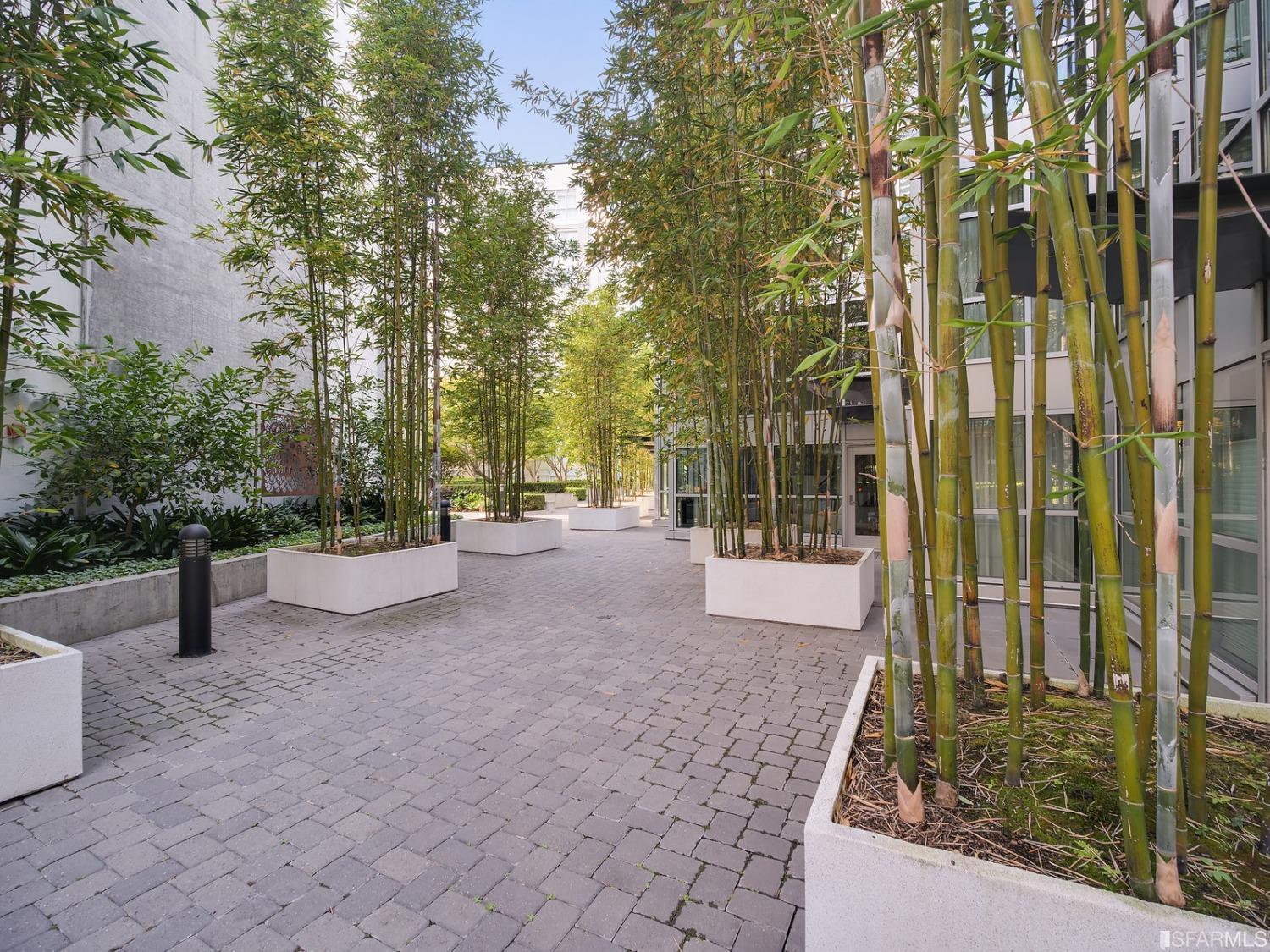 200 Brannan Street Unit: 102