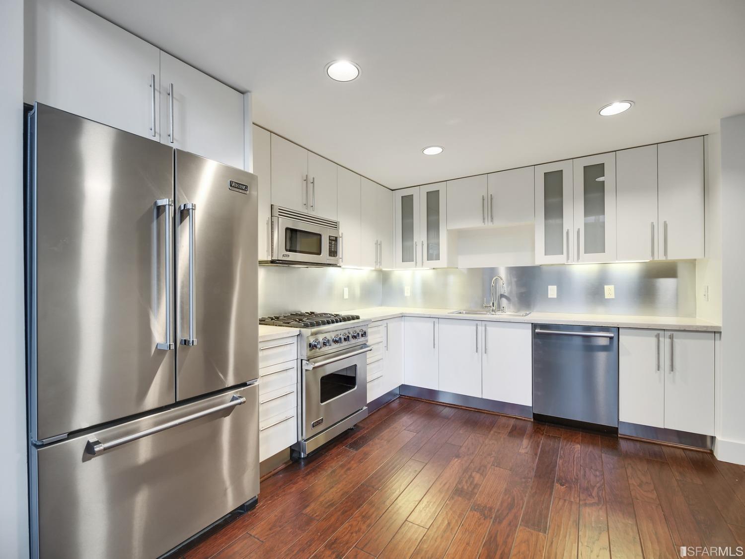 200 Brannan Street Unit: 102