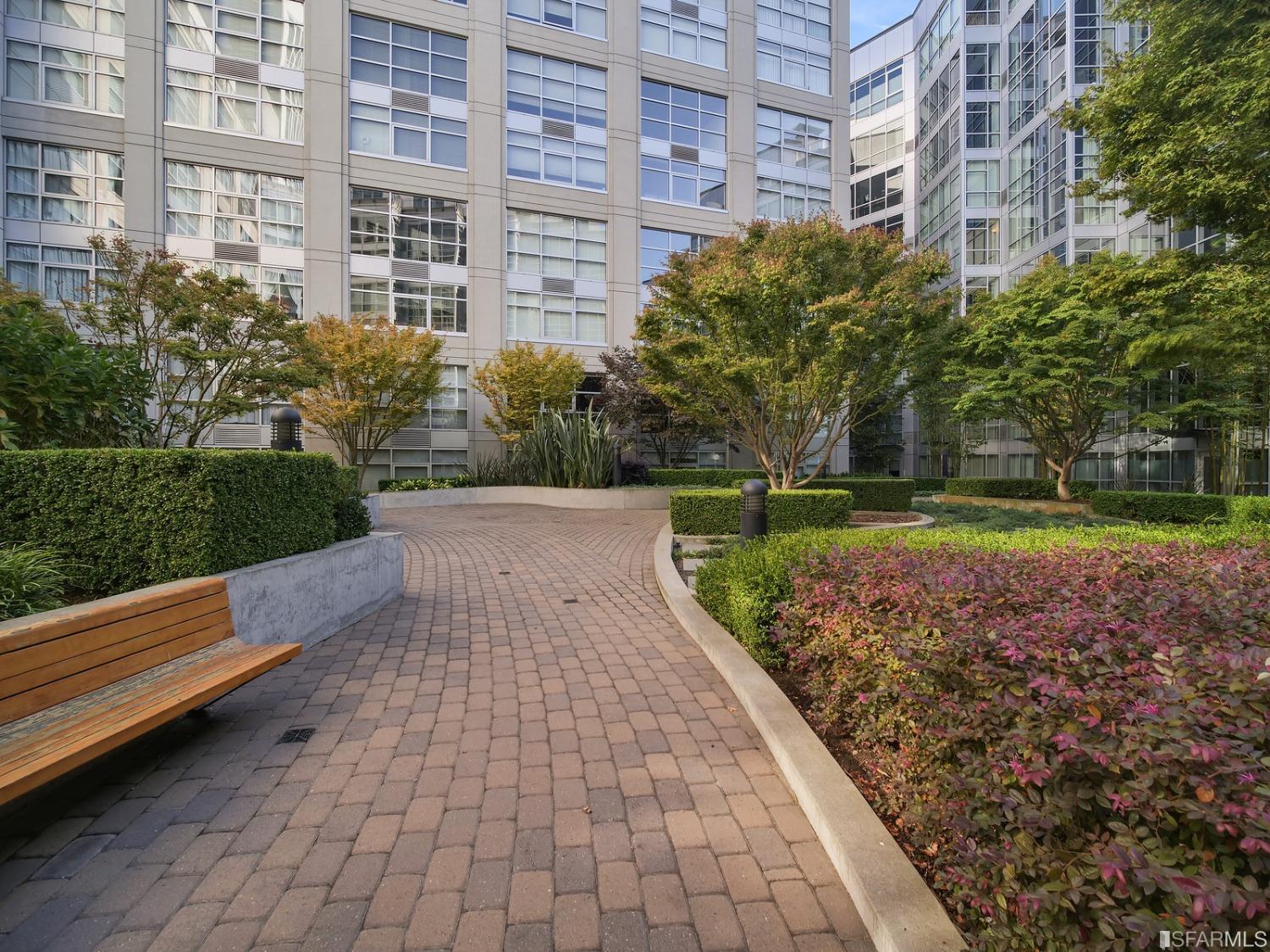 200 Brannan Street Unit: 102