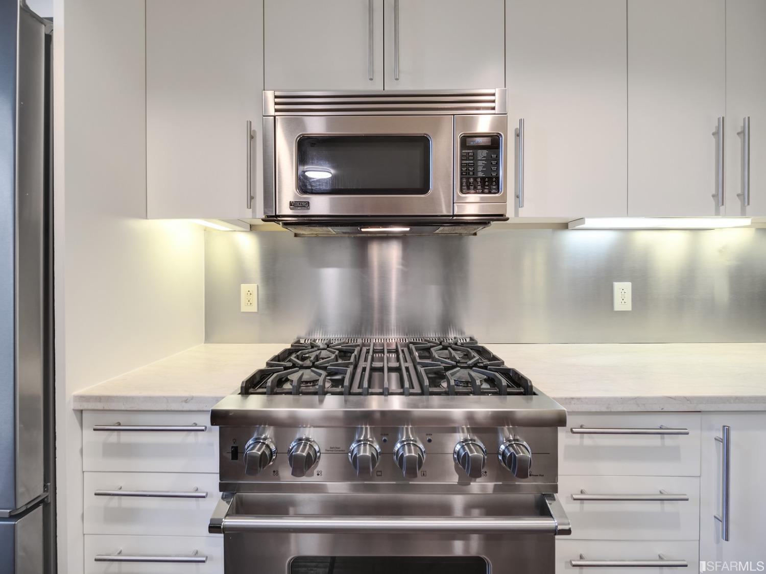 200 Brannan Street Unit: 102