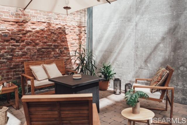 200 Brannan Street Unit: 102
