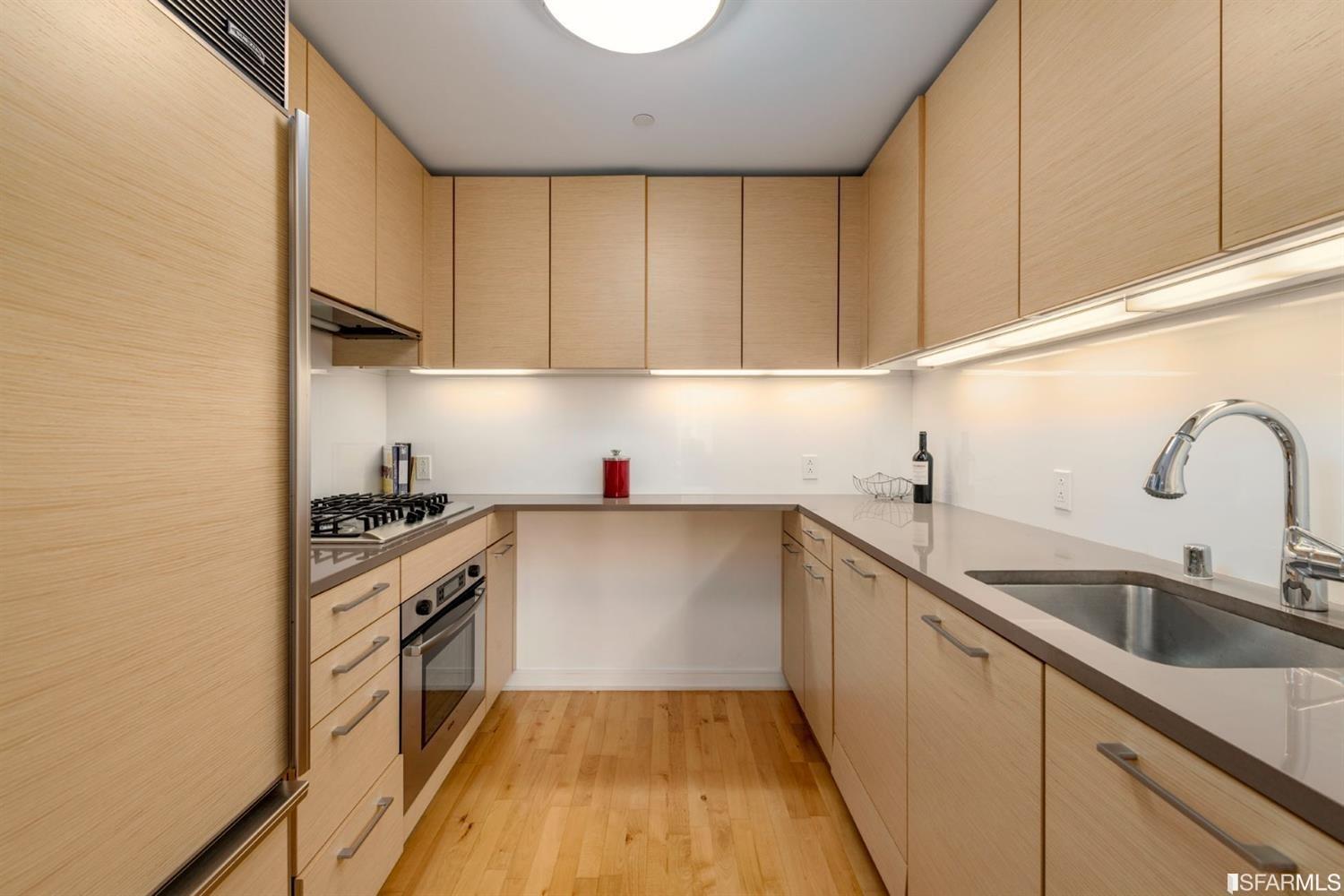 301 Mission Street Unit: 20D