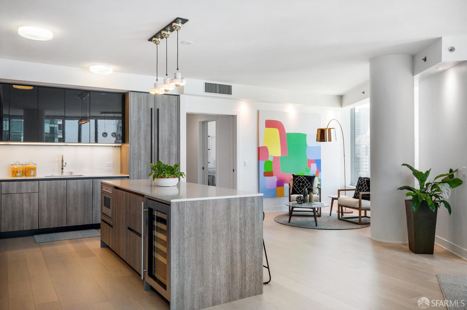 201 Folsom Street # 33B