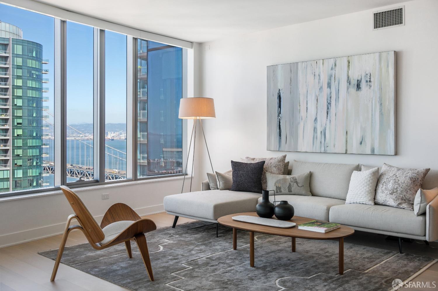 201 Folsom Street # 33B