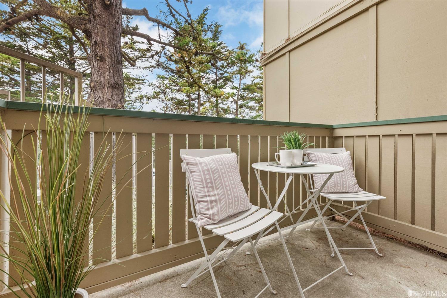 357 Half Moon Lane # 6