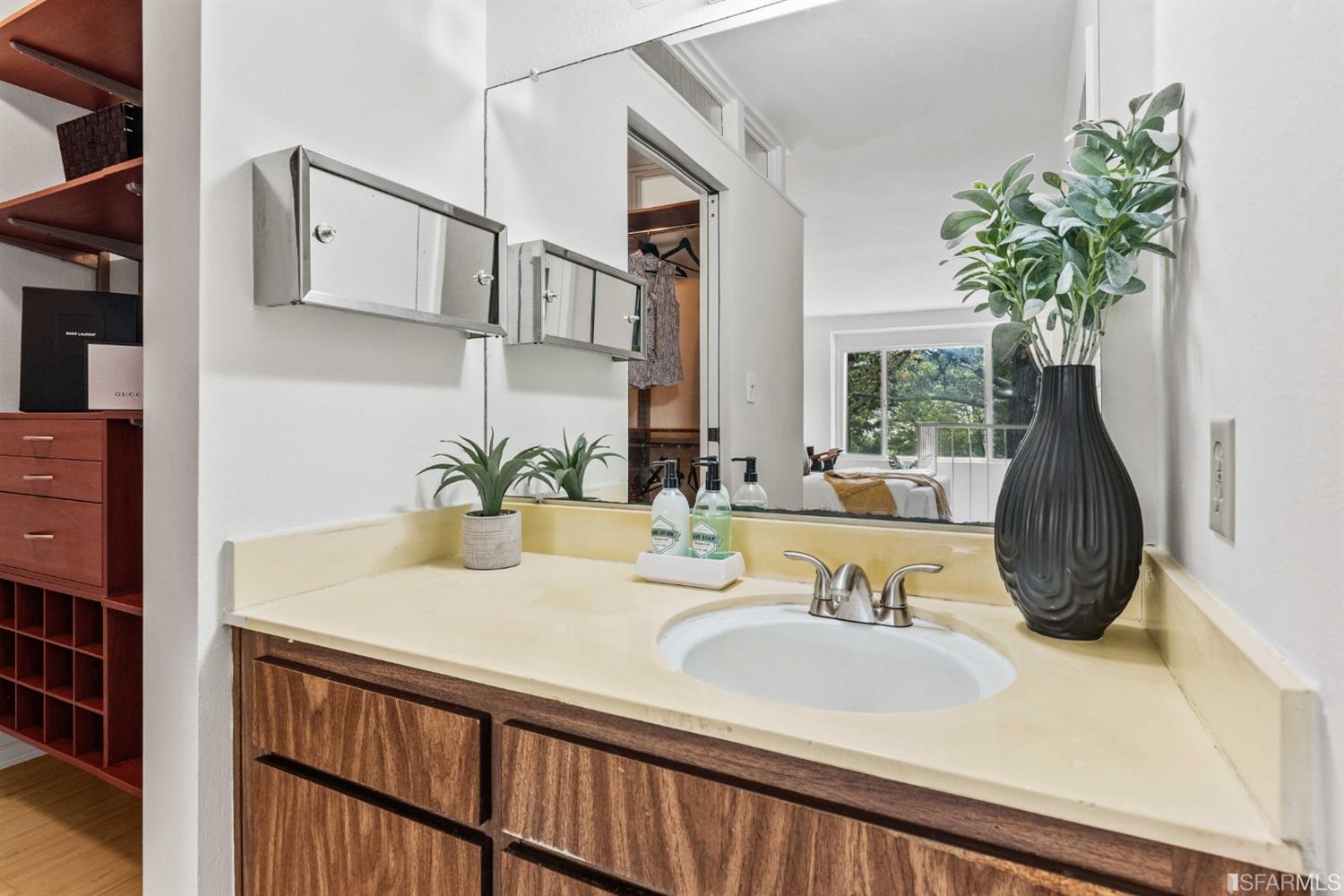 357 Half Moon Lane # 6